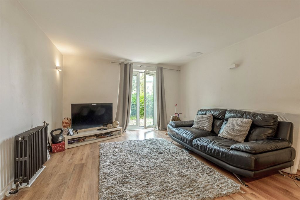 Property photo 1 of 12 Picture No. 06