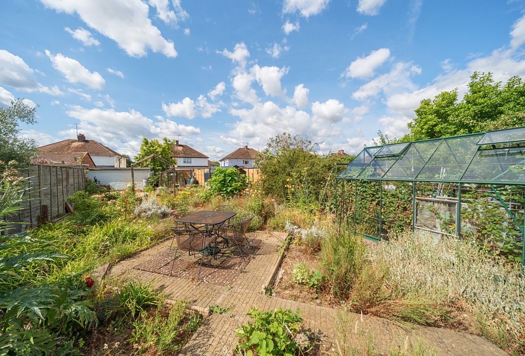 Property photo 2 of 16 1315042-7-6866597...