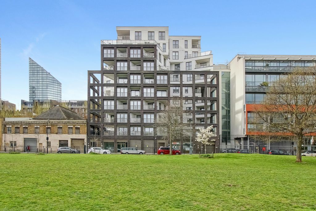 Property photo 2 of 7 Dsc00771.Jpg