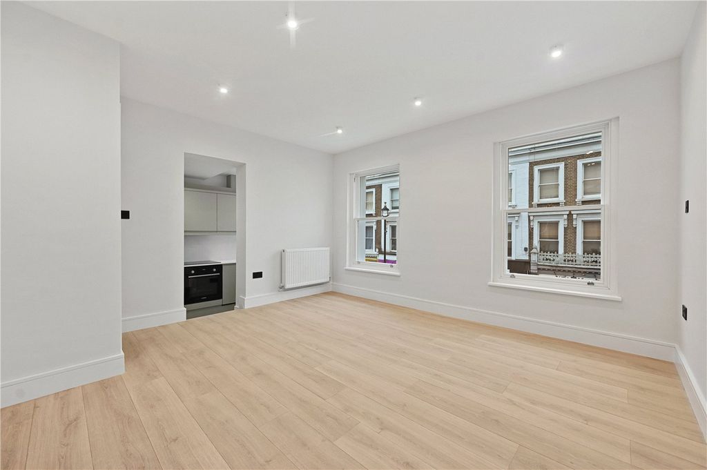 Property photo 1 of 7 Picture No. 06