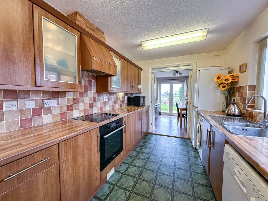 Property photo 3 of 26