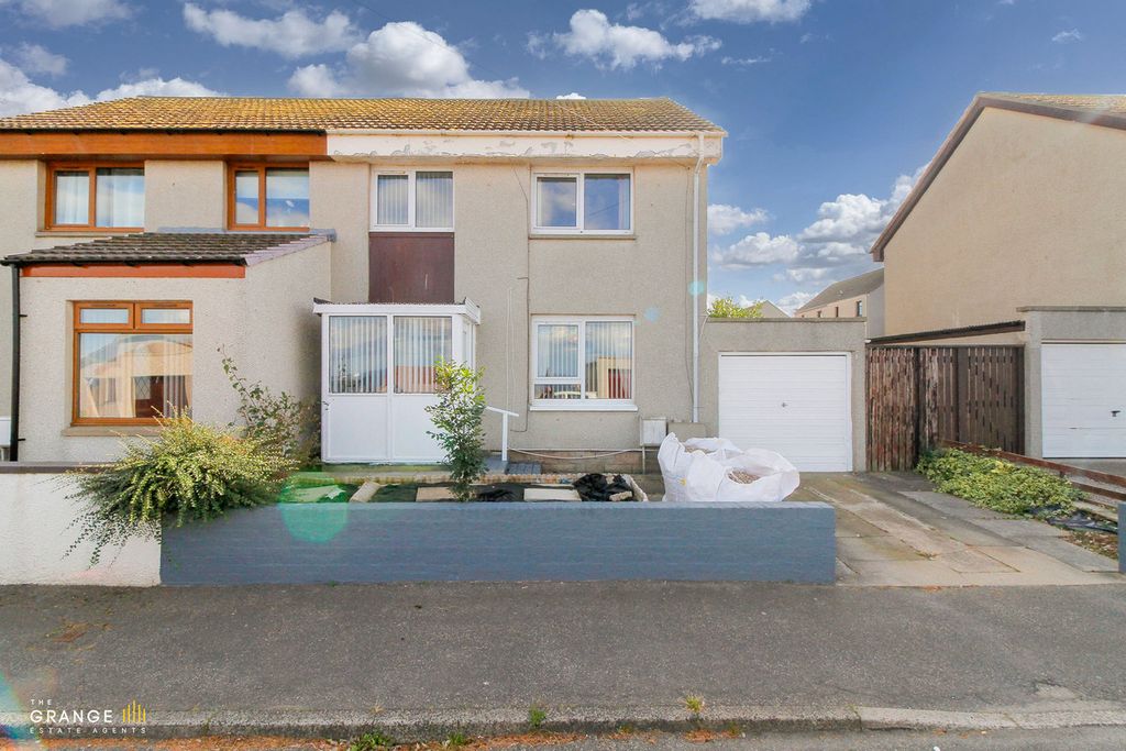 Property photo 2 of 24
