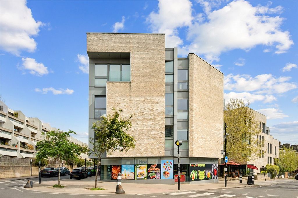 Property photo 3 of 14 Building External