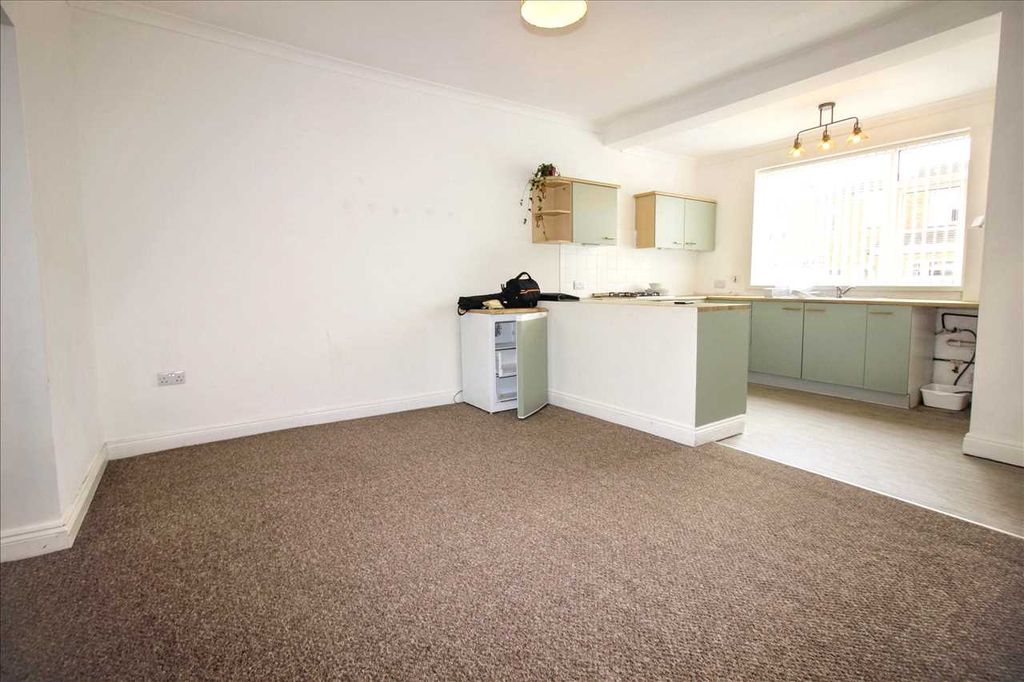 Property photo 3 of 8 Dining Room