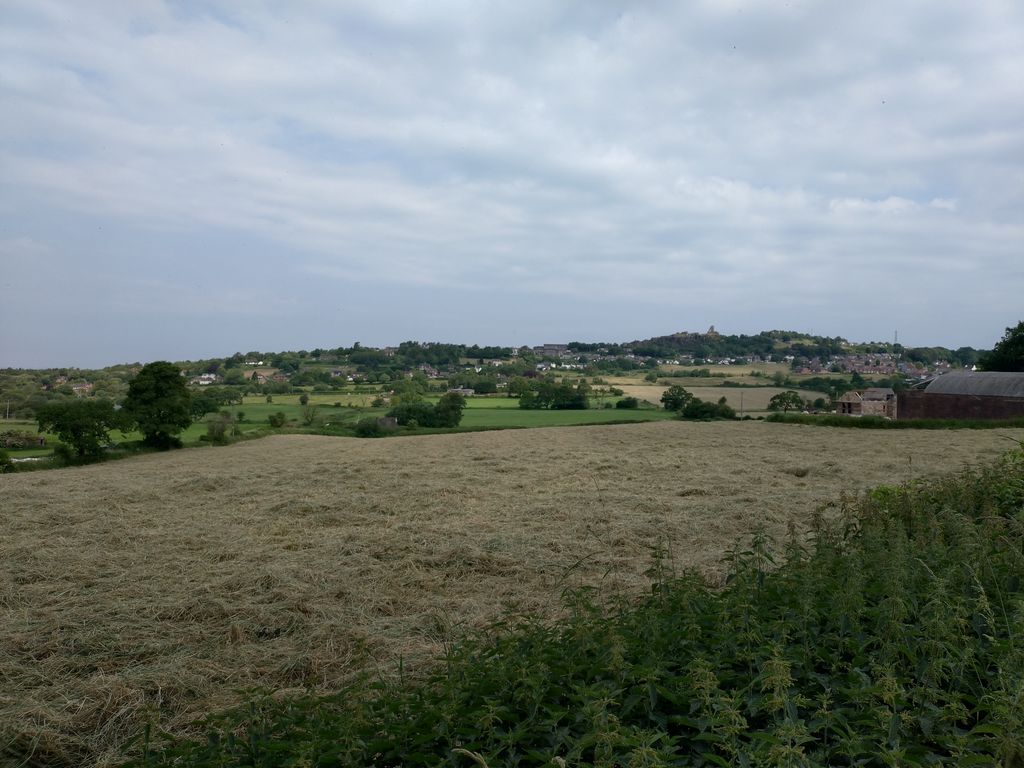 Property photo 3 of 32