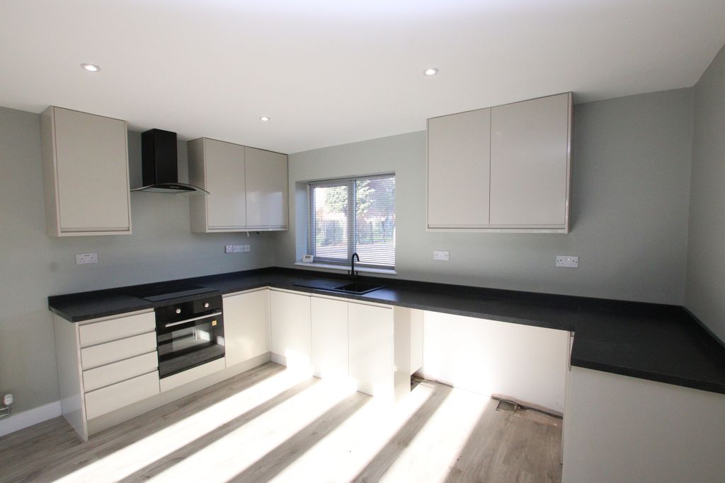 Property photo 3 of 15 Img_8955.Jpg