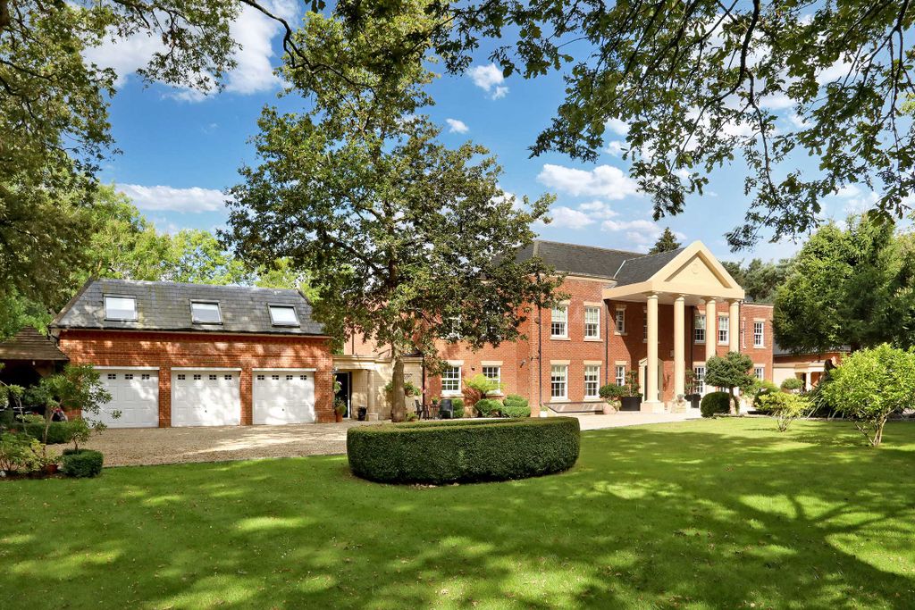 Property photo 3 of 39