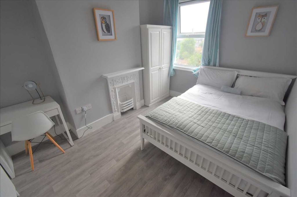 Property photo 1 of 4 Main Picture