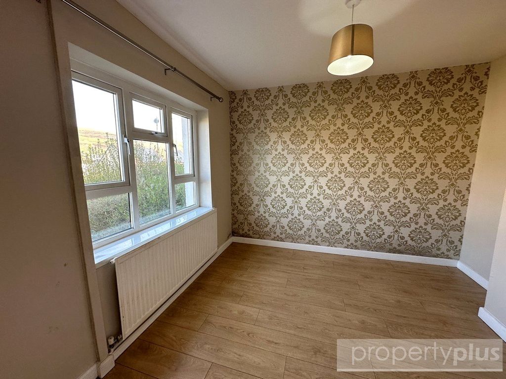 Property photo 3 of 11 Picture No. 18