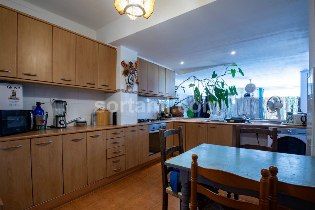 Property photo 3 of 26
