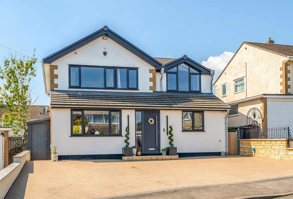 Property photo 1 of 25 1446766-11-69Ef77...