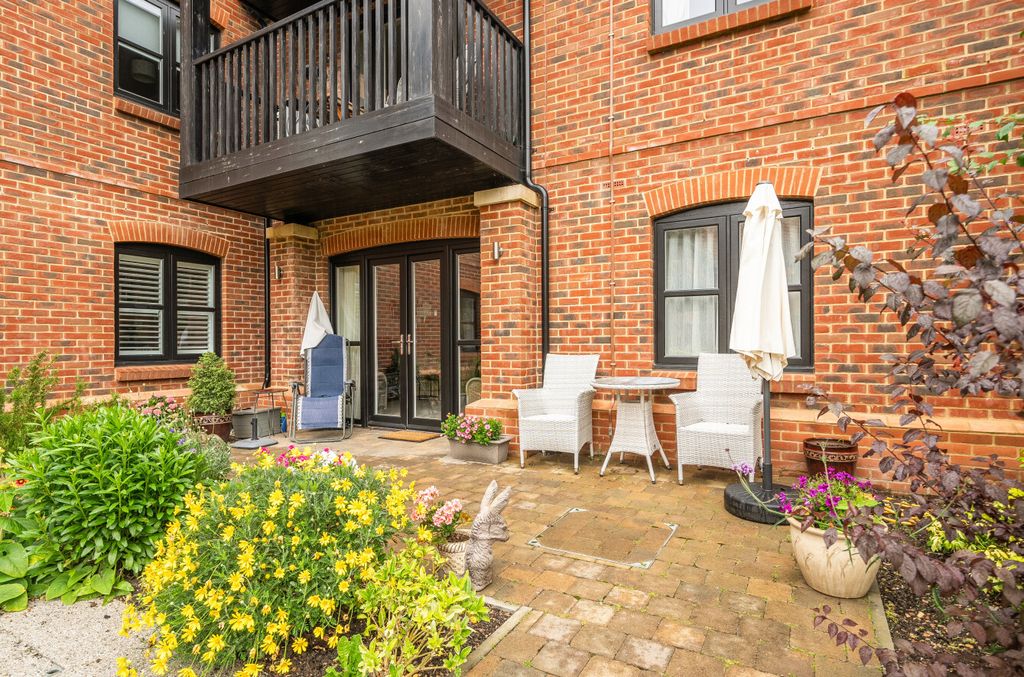 Property photo 1 of 12 1478011-9-6A2Adb1...