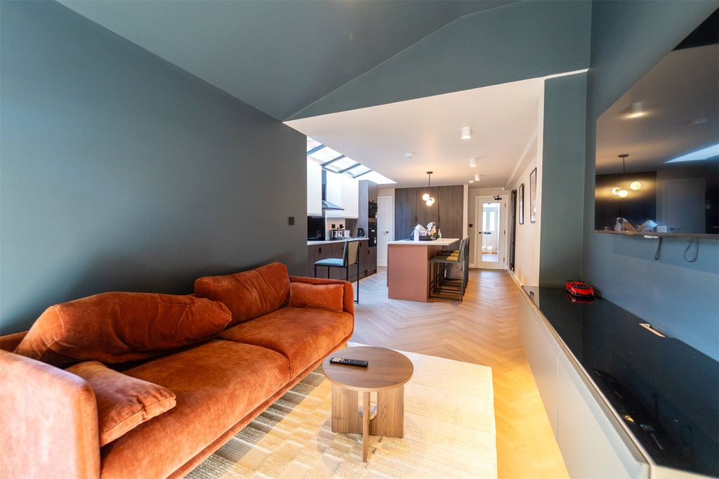 Property photo 2 of 13 Picture No. 02