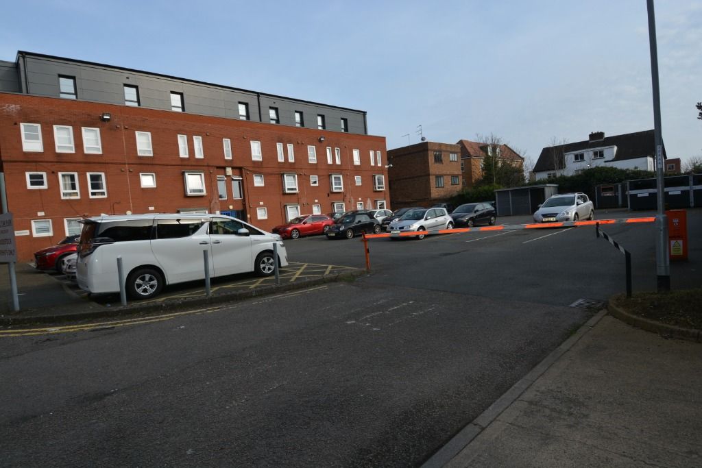 Property photo 2 of 13