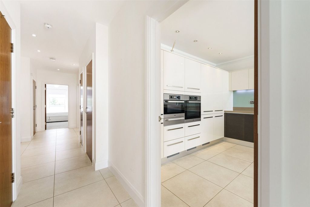Additional image 15 of 2 bed flat for saleMarine Parade, Worthing, West Sussex BN11