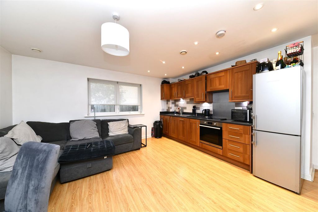 Property photo 2 of 10 Dsc_9391.Jpg