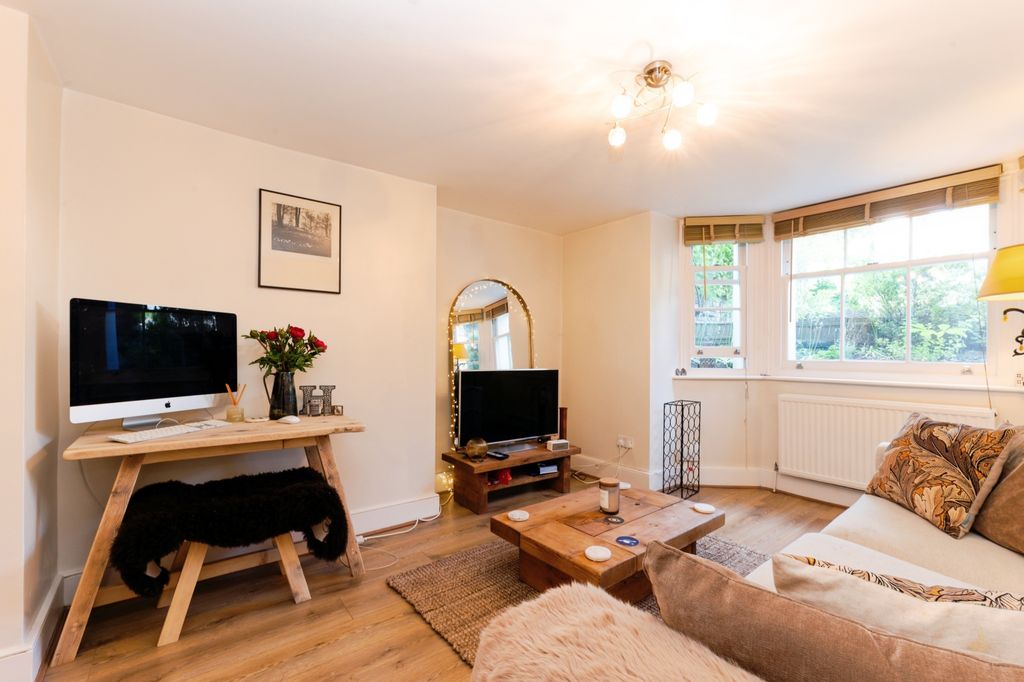 Property photo 3 of 9 Reception Room
