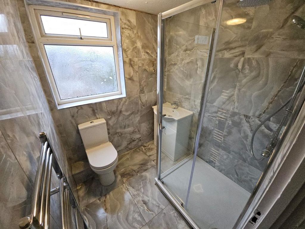Property photo 3 of 5 6Ab2Ol2F-0Yda_c8Bmkfyw.Jpg