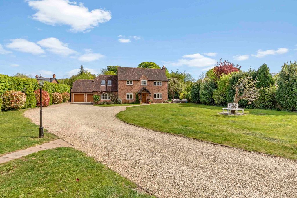 Property photo 1 of 16