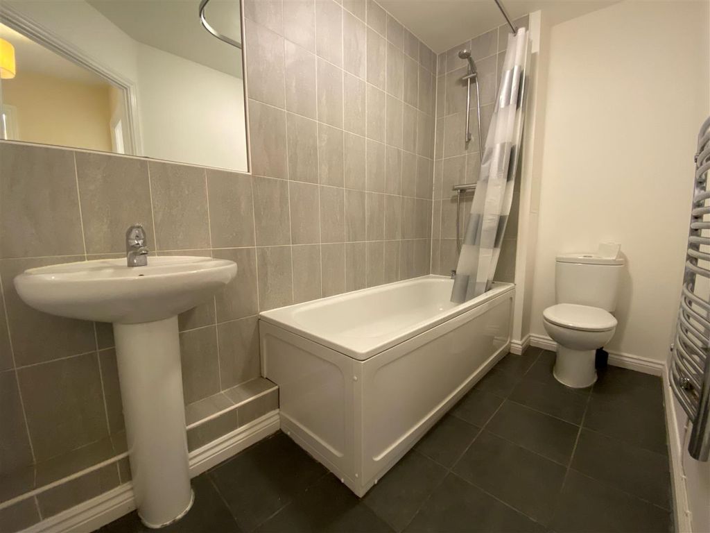 Property photo 1 of 6 4.Jpg