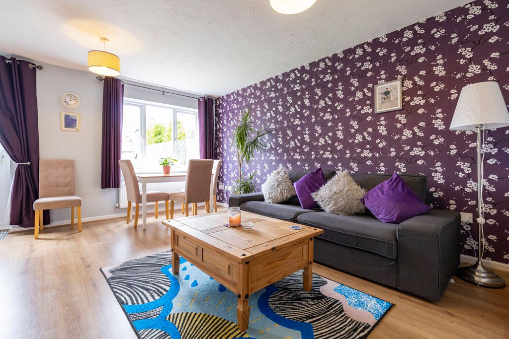 Property photo 3 of 18 Lounge/Diner