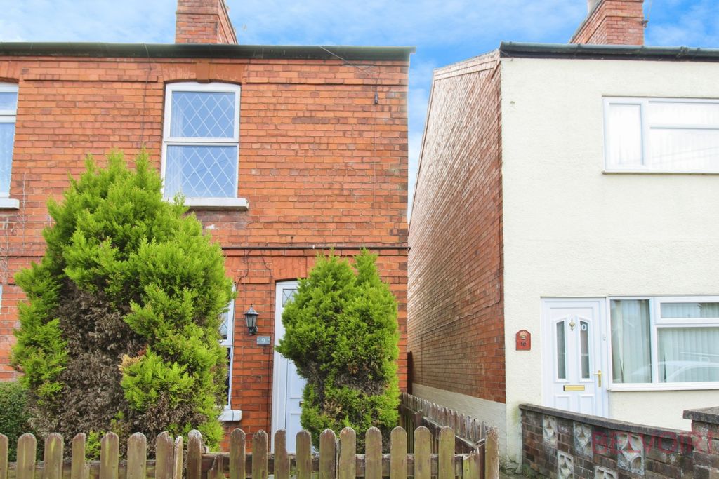 Property photo 1 of 12