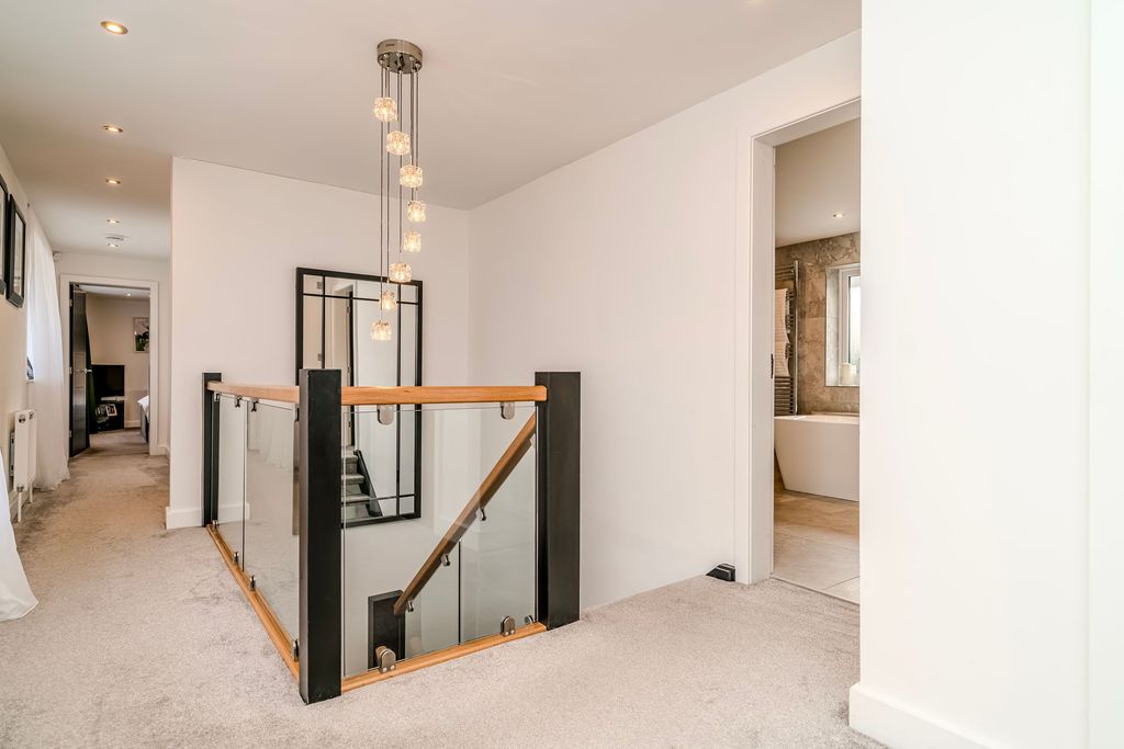 Additional image 29 of 5 bed detached house for saleDunkirk Lane, Leyland PR26
