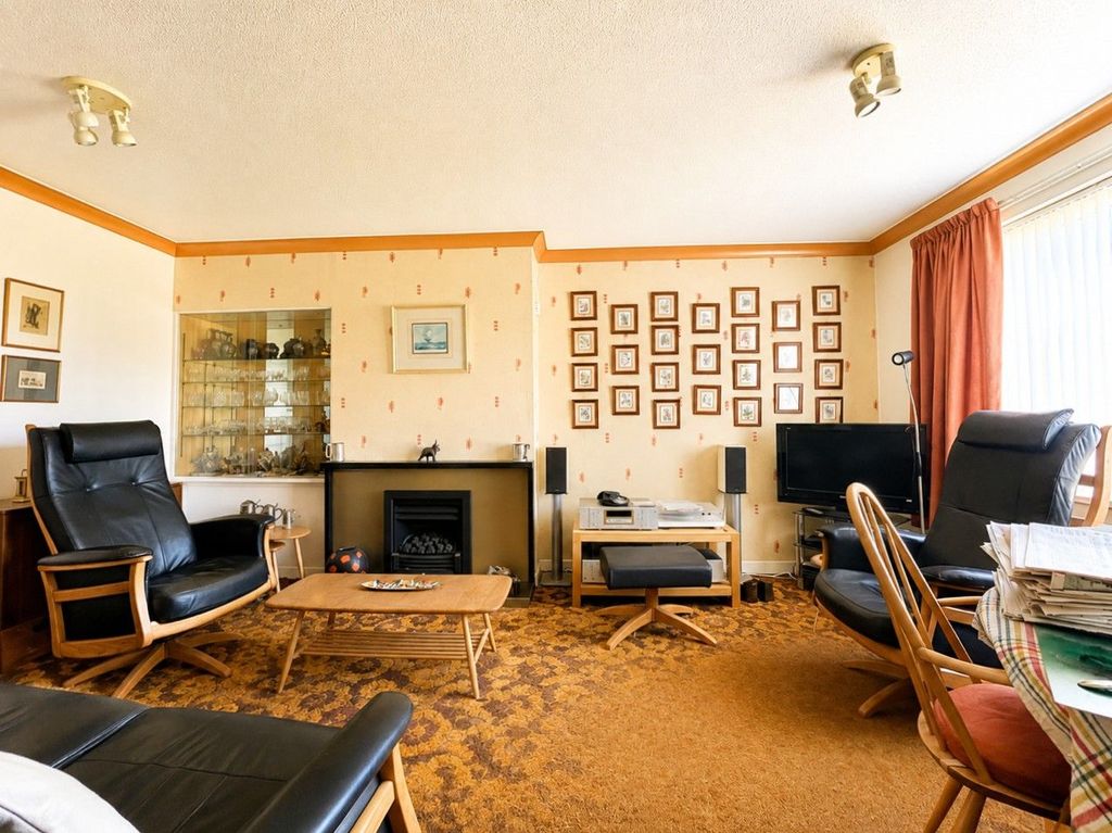 Property photo 3 of 22