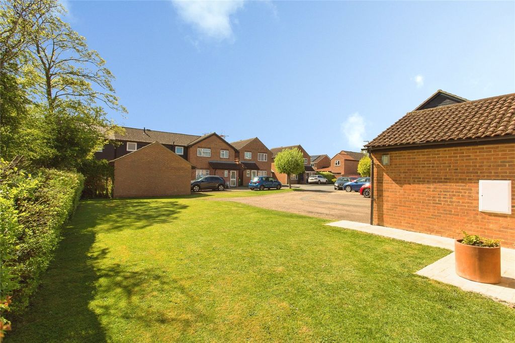 Property photo 3 of 20 Picture No. 27