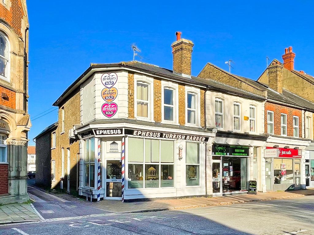 Property photo 1 of 8 1