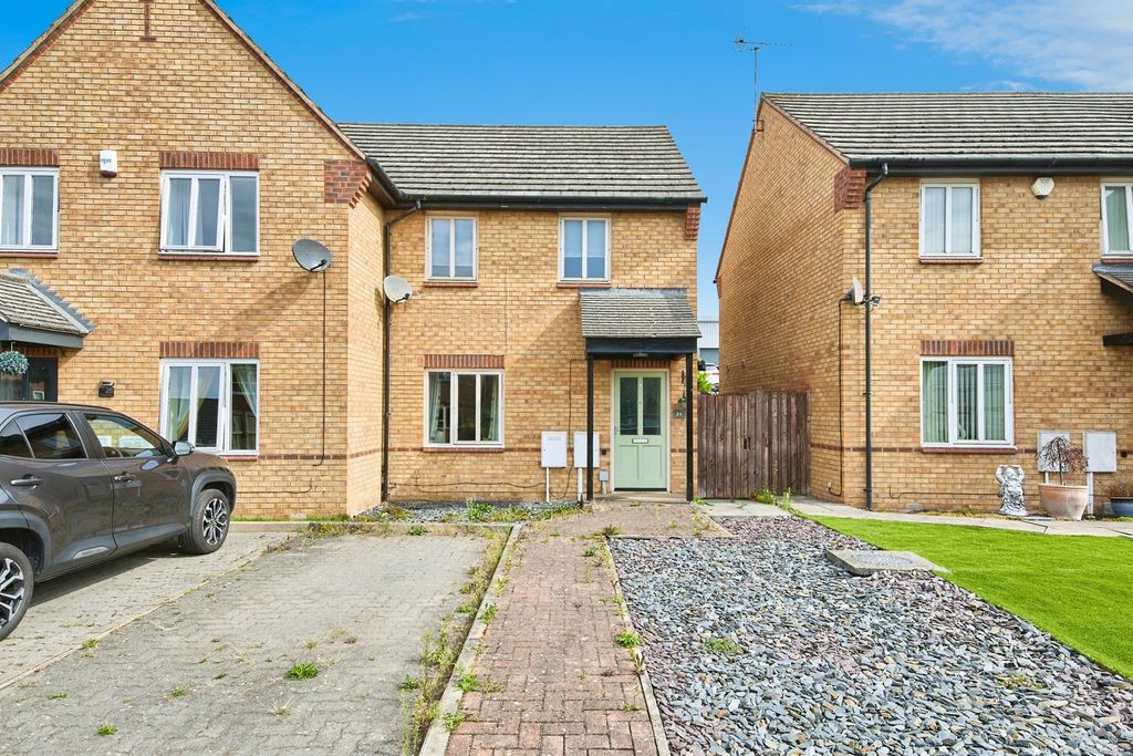 Property photo 1 of 17