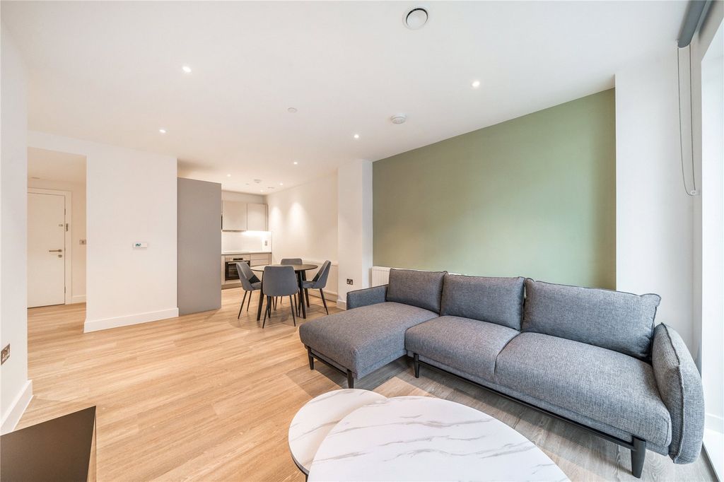 Property photo 3 of 20 Picture No. 04