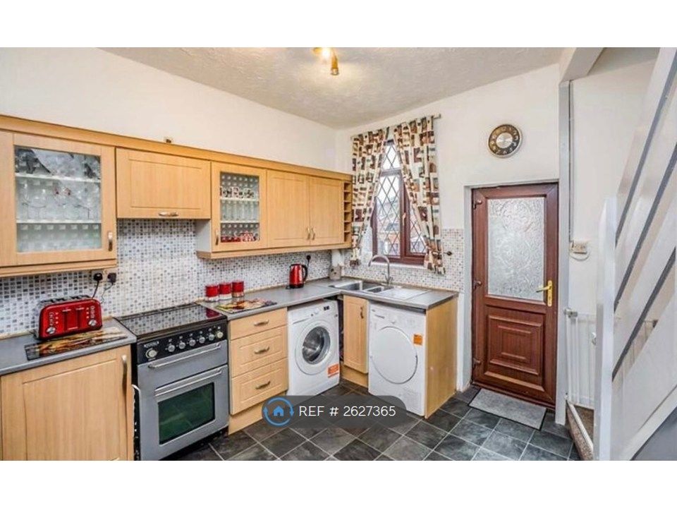 Property photo 2 of 6