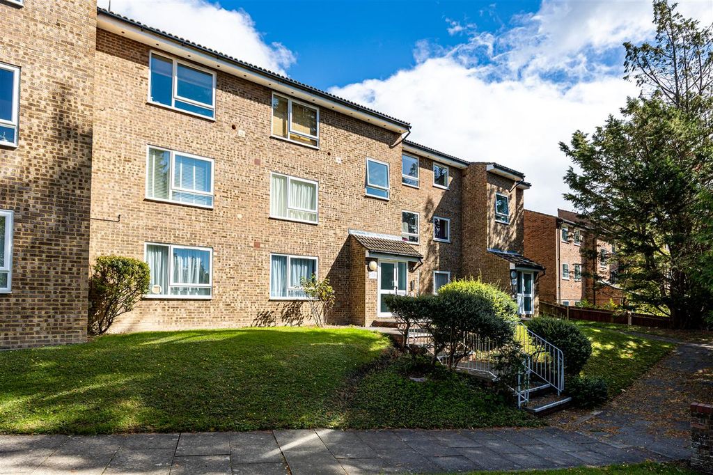 Property photo 1 of 9 Main Picture