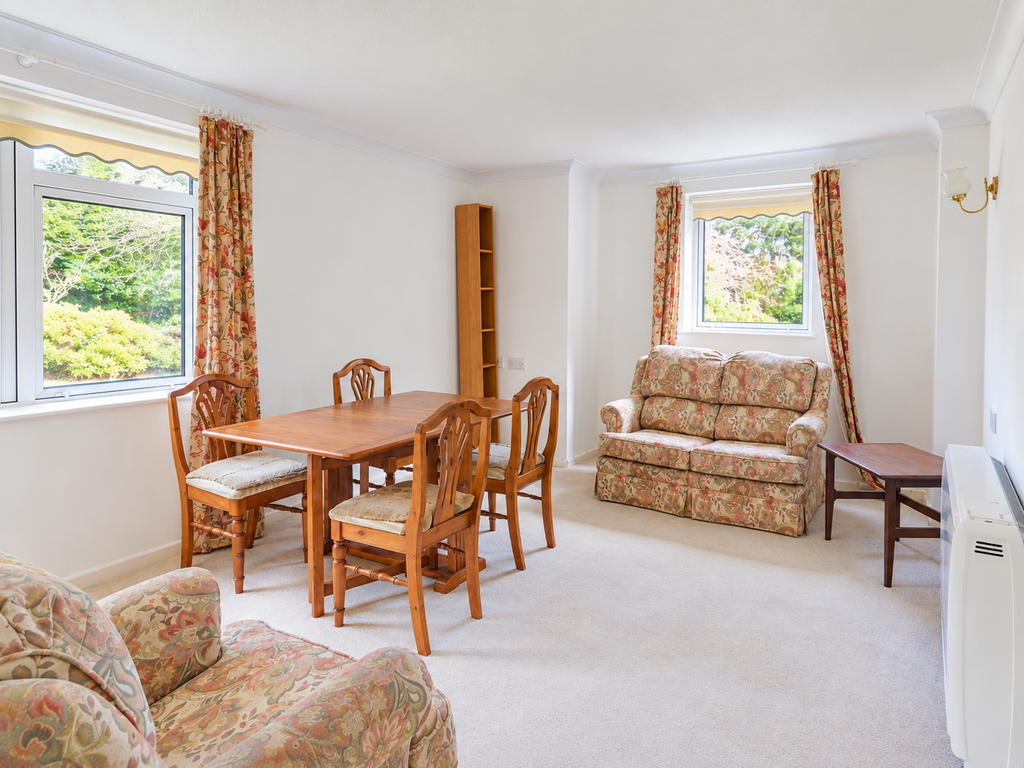 Property photo 3 of 10