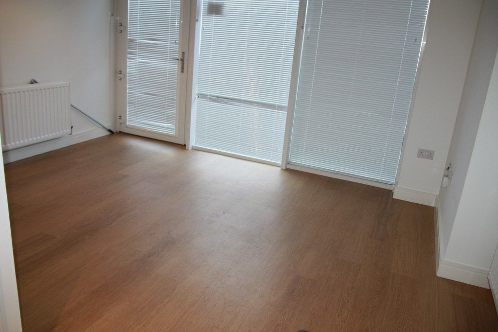 Property photo 3 of 5 Lounge