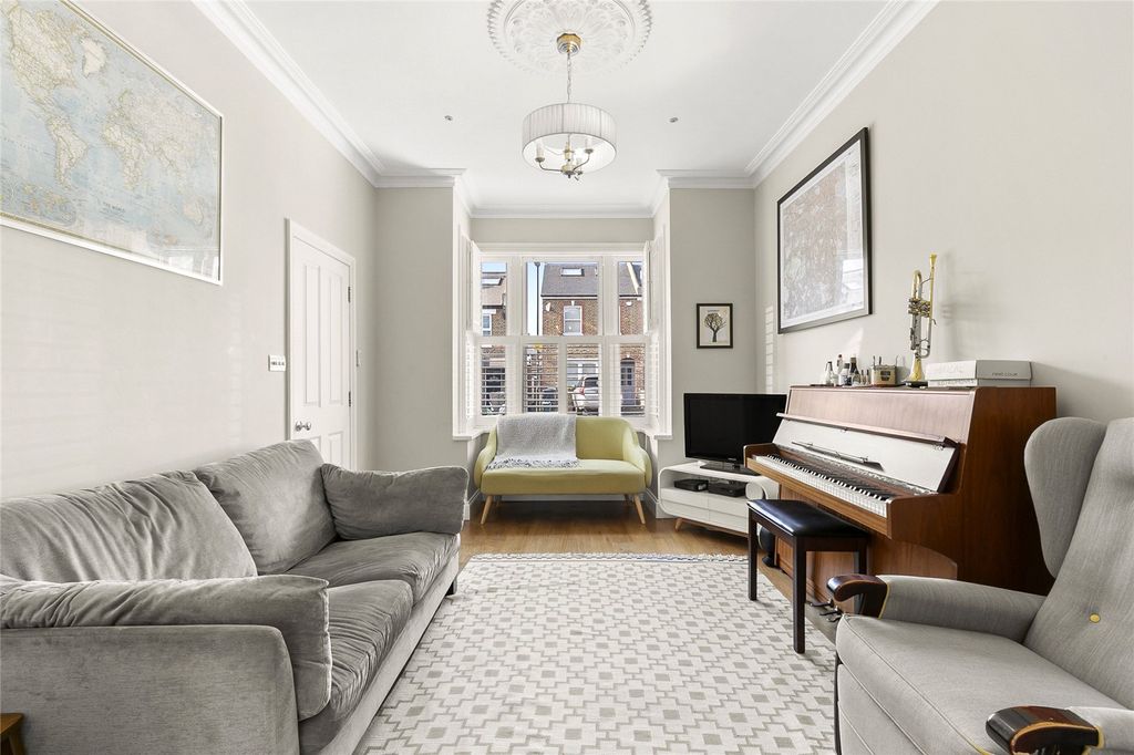 Property photo 2 of 11 Reception Room