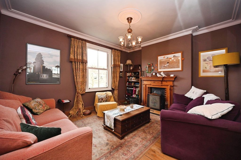 Property photo 2 of 24 Pbox-Img.Jpg