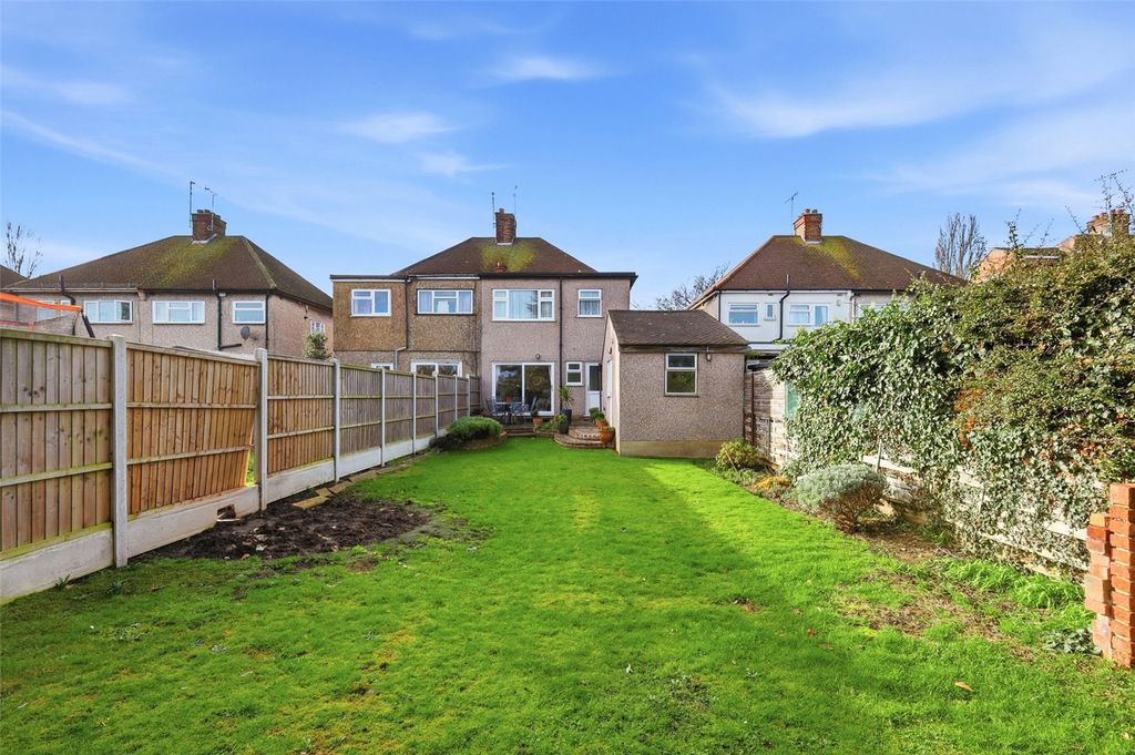 Property photo 2 of 23 Picture No. 18