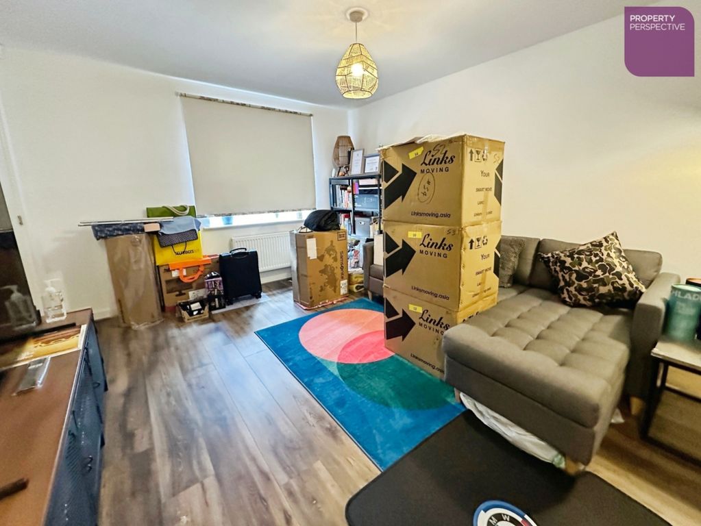 Property photo 3 of 12 Pbox-Img.Jpg