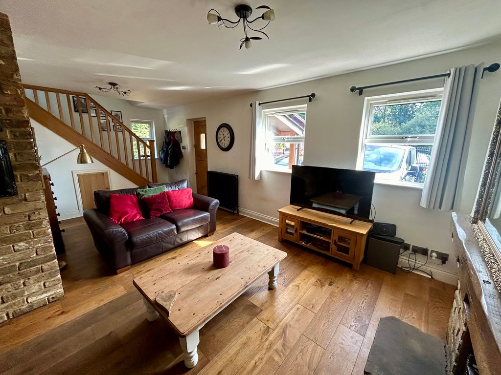 Property photo 3 of 21