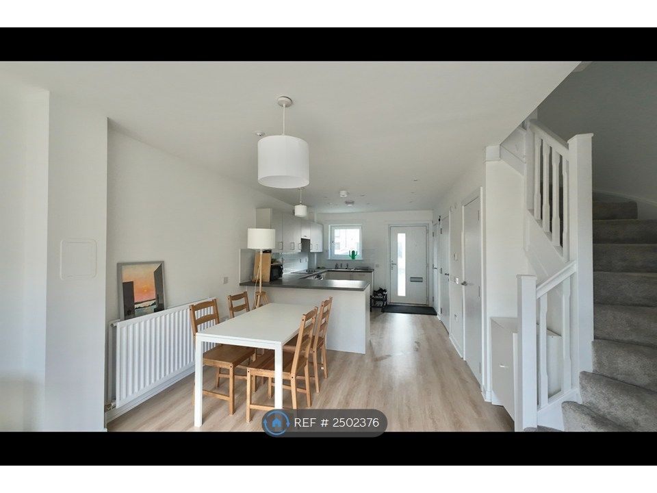 Property photo 3 of 19 Dining Area