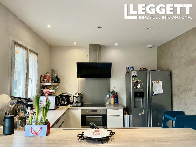 Property photo 3 of 10