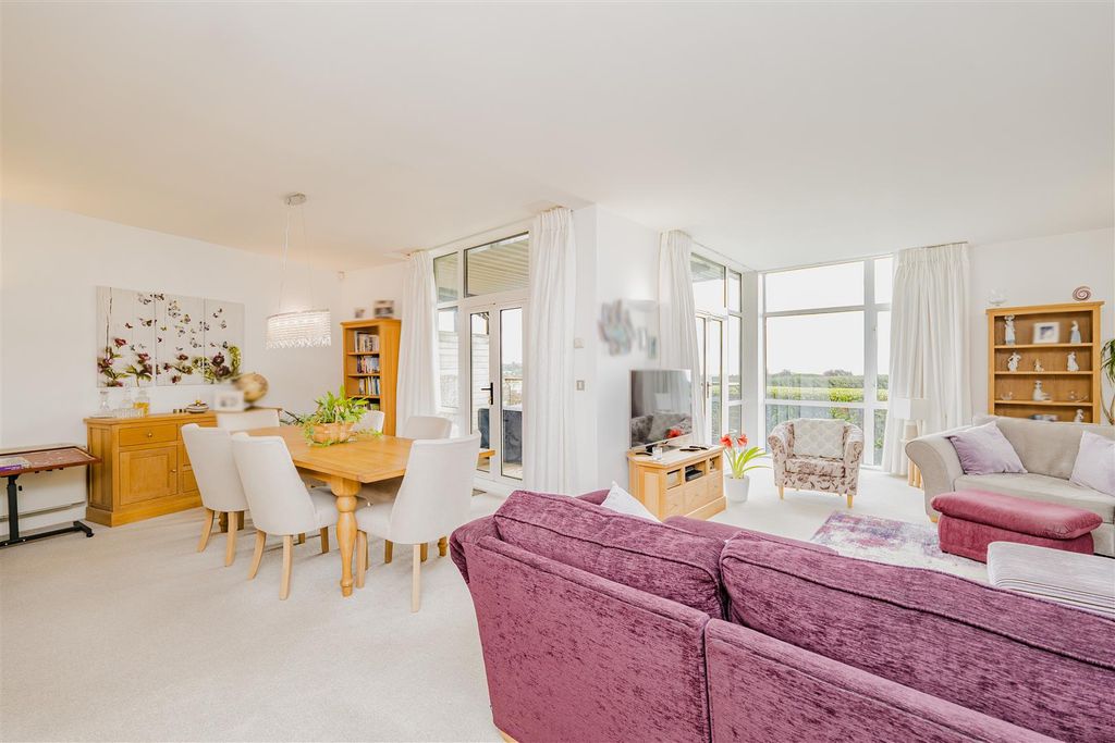 Property photo 2 of 26 Living Area/Dining Area