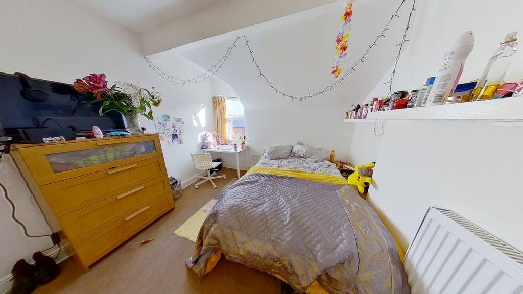 Property photo 3 of 8 Providence-Road-03112026_163056