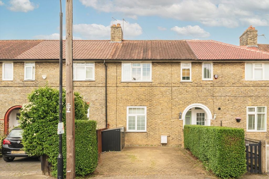 Property photo 1 of 9
