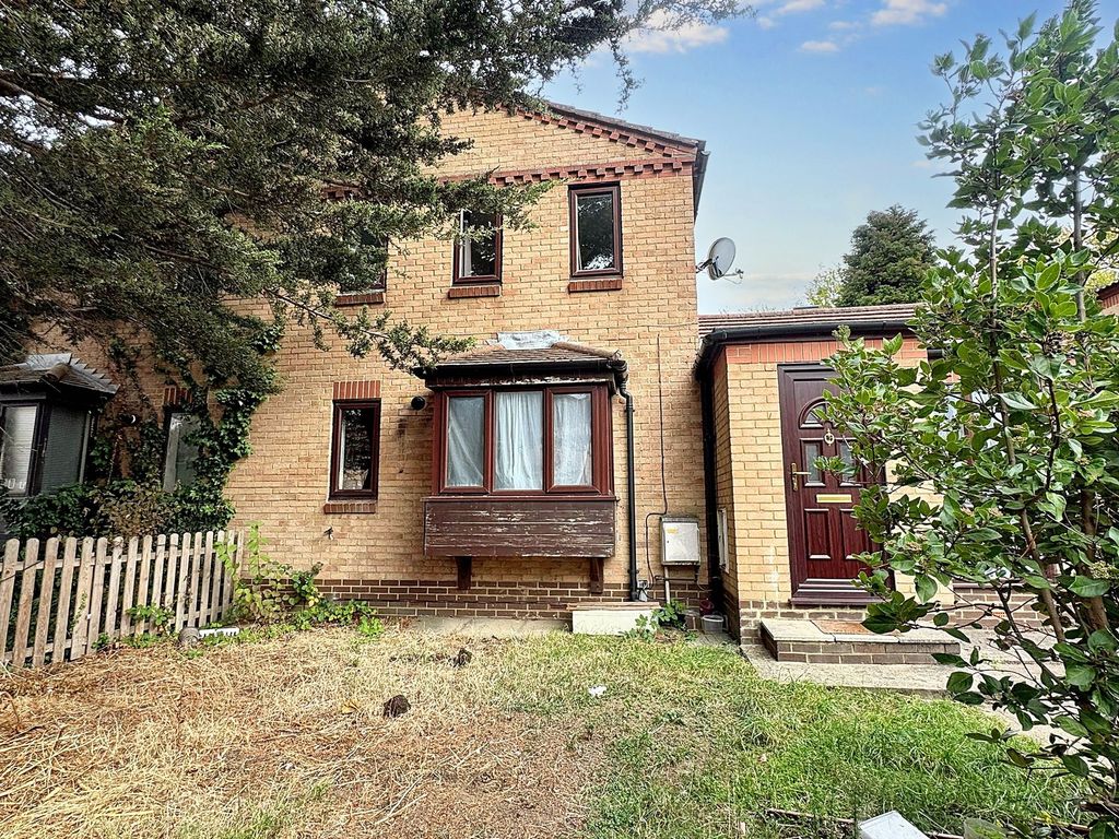 Property photo 1 of 5