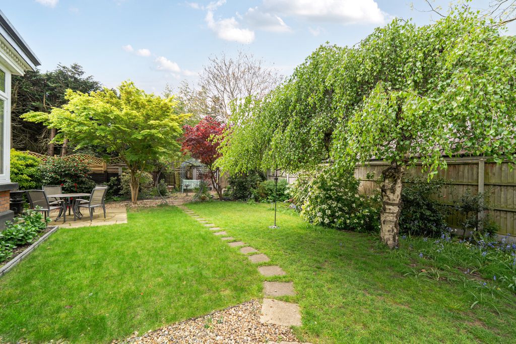 Property photo 2 of 21 1441171-16-69E0E4...