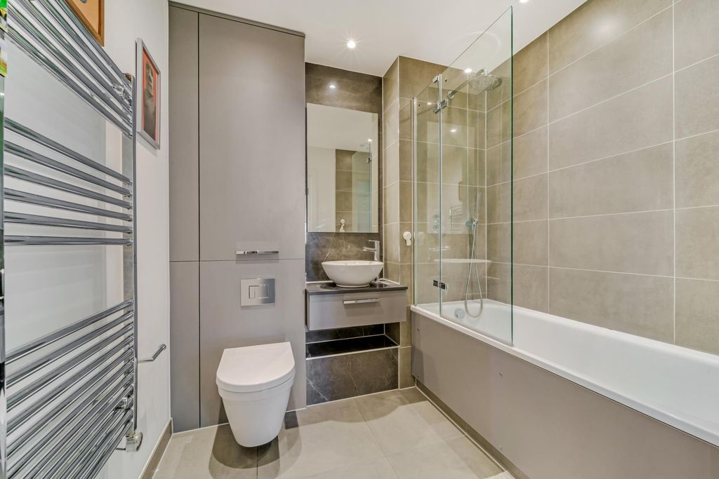 Additional image 8 of 2 bed flat for saleCobalt House, Bakery Walk, Greenford UB6