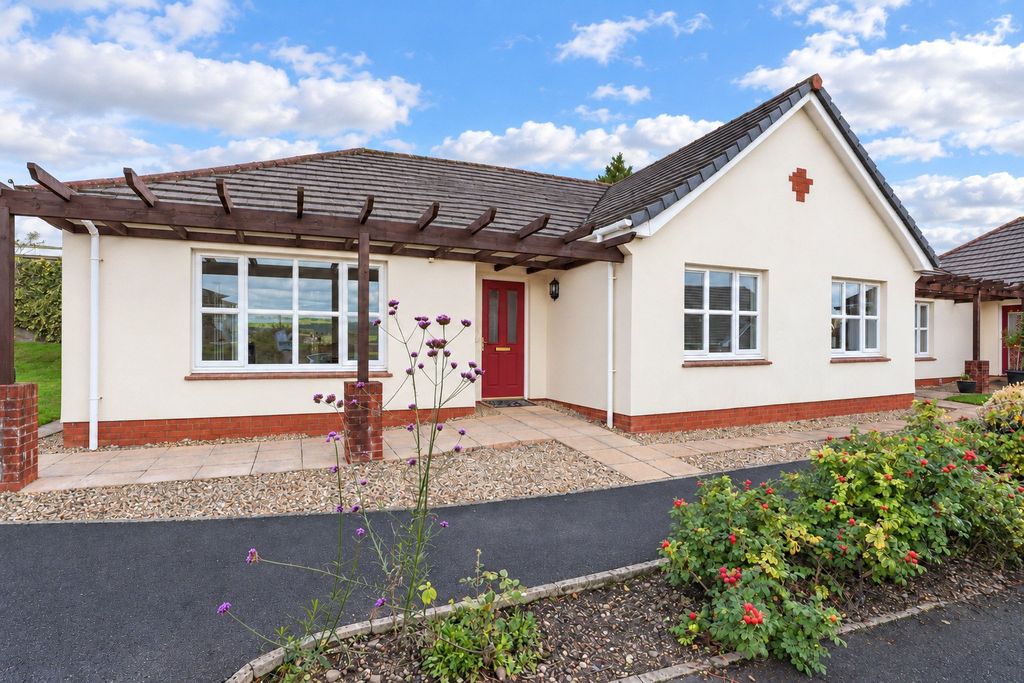 Property photo 1 of 20 Picture No. 15